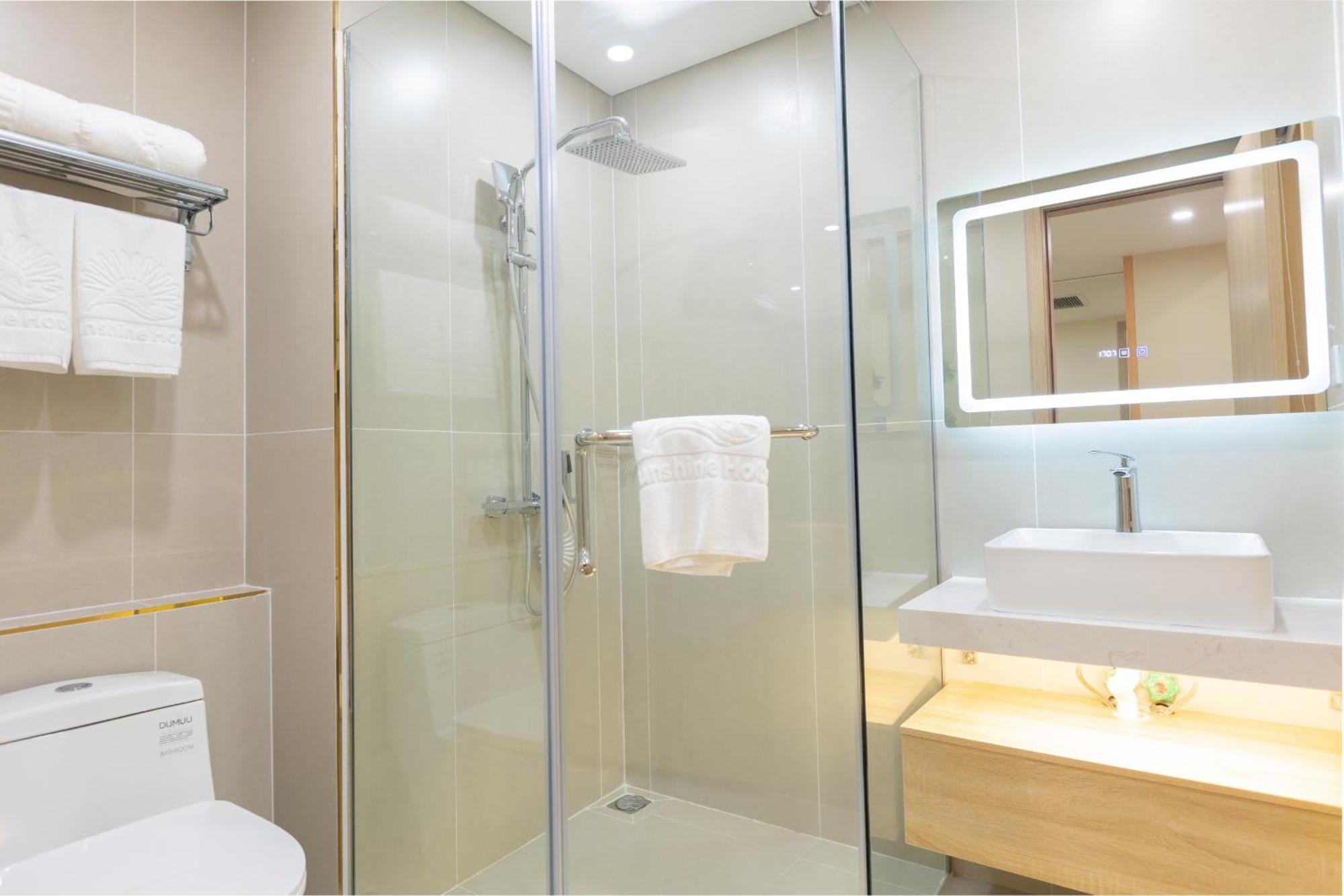 Sunshine Apartment Hotel Mong Cai Exterior photo