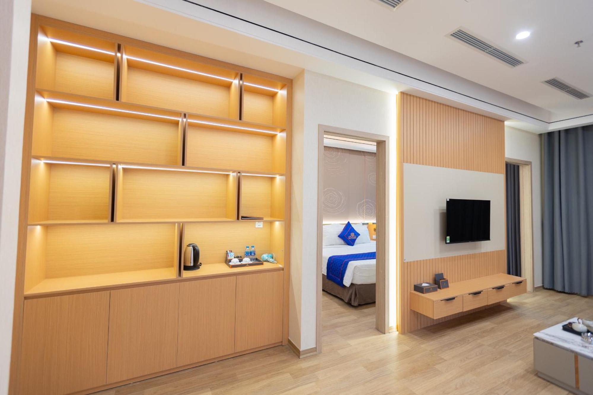 Sunshine Apartment Hotel Mong Cai Exterior photo